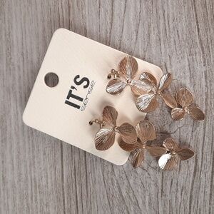 Gold Floral Dangle Earrings Fishhook NWT